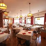 Hotel Col Di Lana