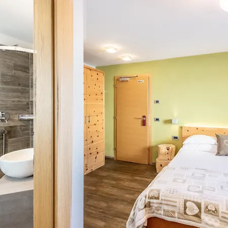 Hotel Col Di Lana 2*