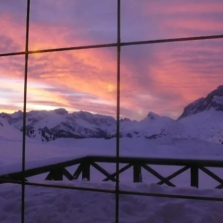 Col Di Lana Ξενοδοχείο 2*