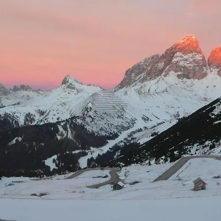 Col Di Lana Ξενοδοχείο