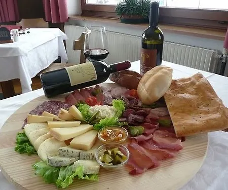 Col Di Lana Szálloda 2*