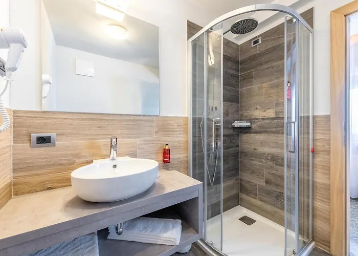 Col Di Lana Szálloda 2*