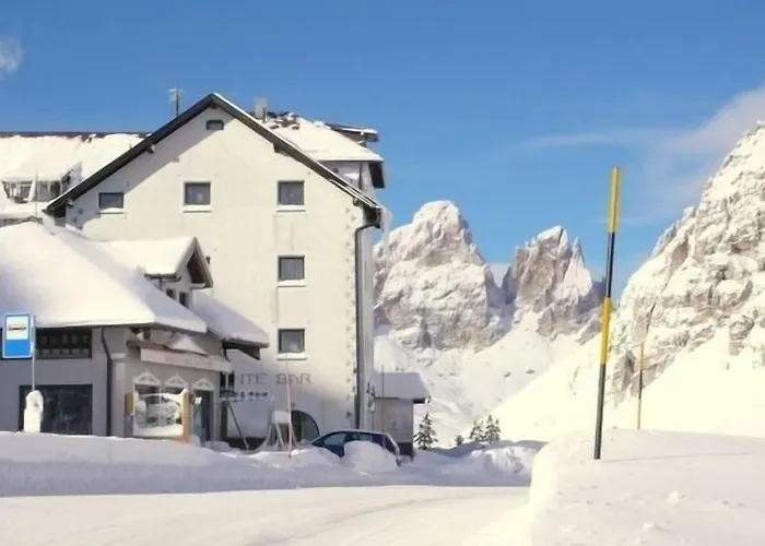 Col Di Lana 2* Canazei