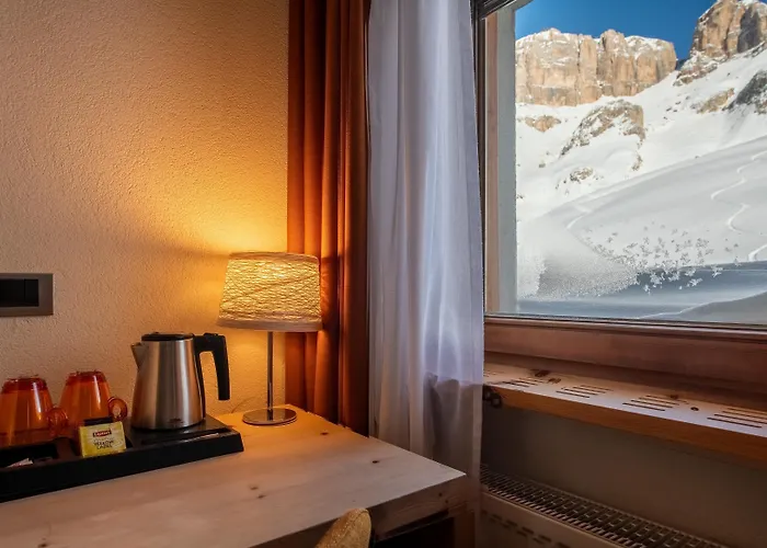 Col Di Lana Szálloda 2*