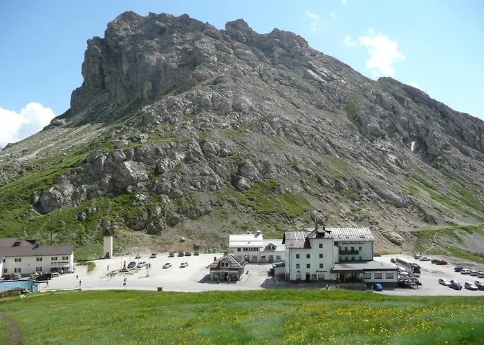 Col Di Lana Szálloda 2*