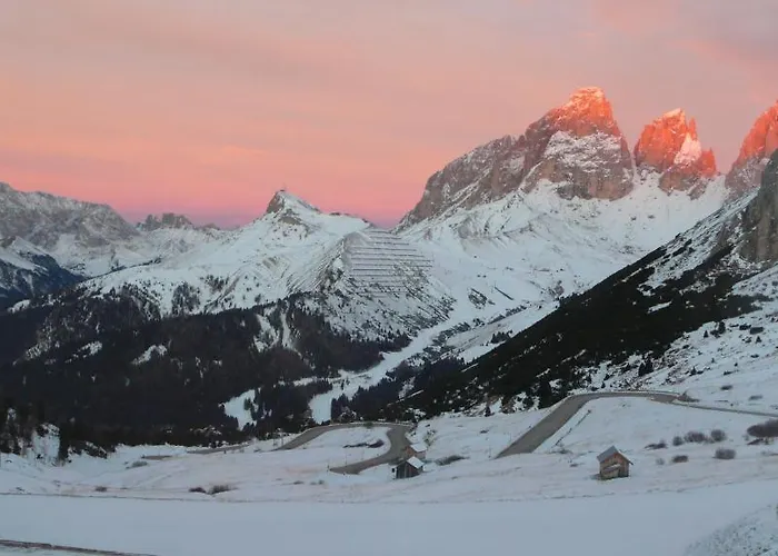 Col Di Lana Szálloda